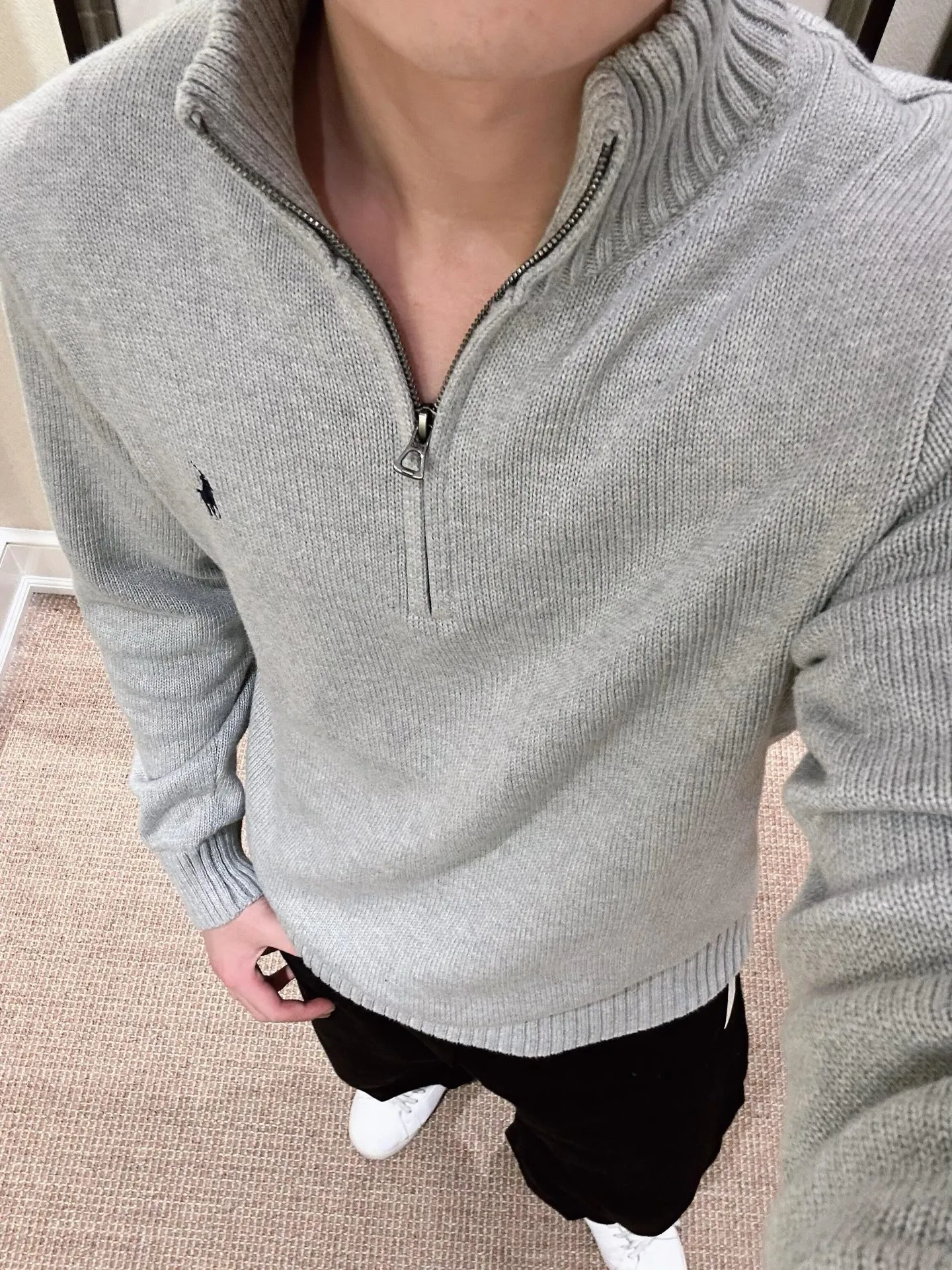┃ ┃